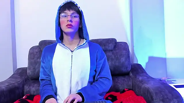 Alexander Collinss online show from 02-21-26, 03:30