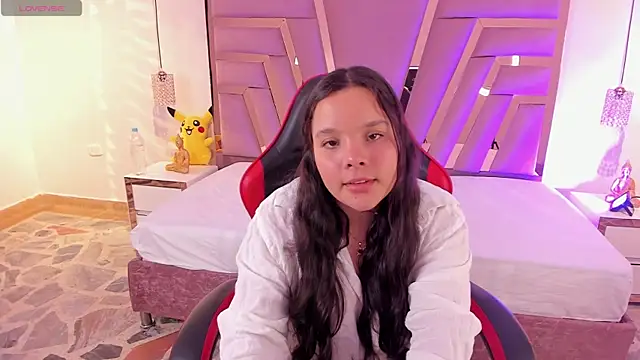 LilyPetite  online show from 01-14-26, 04:27