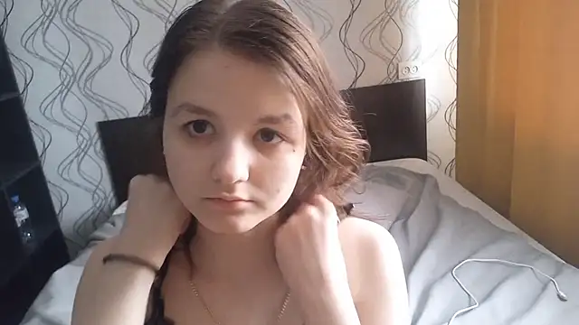 Snapshot of GameToiler chatting on 05-12-26, 09:04 GameToiler online show from 05-12-26, 09:04