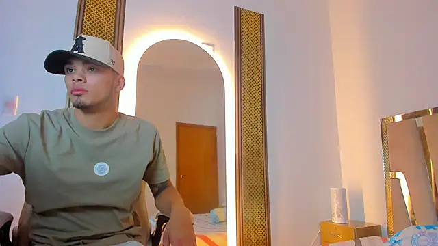 Kayle Nico online show from 02-11-26, 03:28