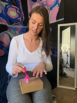 Snapshot of tastemecaroline chatting on 02-23-26, 04:51 tastemecaroline online show from 02-23-26, 04:51