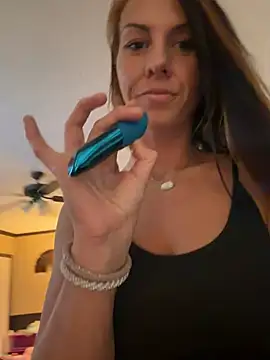 Snapshot of tastemecaroline chatting on 03-25-26, 10:08 tastemecaroline online show from 03-25-26, 10:08