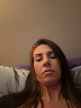 Snapshot of tastemecaroline chatting on 03-12-26, 04:40 tastemecaroline online show from 03-12-26, 04:40