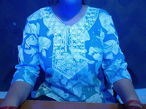 pari 04 online show from 06-01-26, 07:30