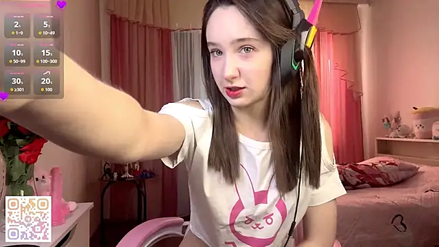 Snapshot of MarcelaBlas chatting on 05-21-26, 02:03 MarcelaBlas online show from 05-21-26, 02:03