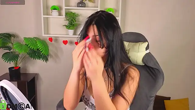 Leslie Wholsh online show from 02-13-26, 01:05