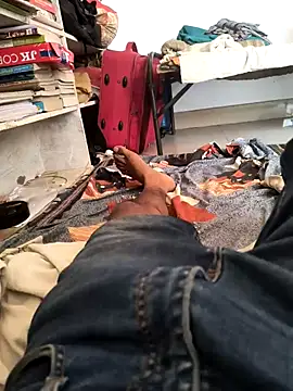 Hottlund6 online show from 03-28-26, 05:30