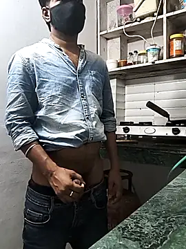 Hottlund6 online show from 03-30-26, 12:23