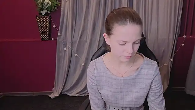 RoseWaulhgberg online show from 01-14-26, 01:53