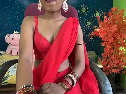 Snapshot of Brown-beauty chatting on 06-24-26, 12:37 Brown-beauty online show from 06-24-26, 12:37