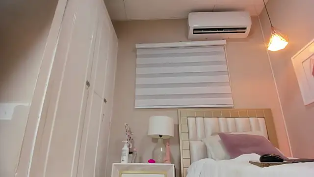 isabela  x online show from 03-28-26, 11:33