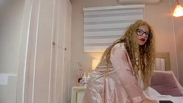 isabela  x online show from 03-26-26, 11:41