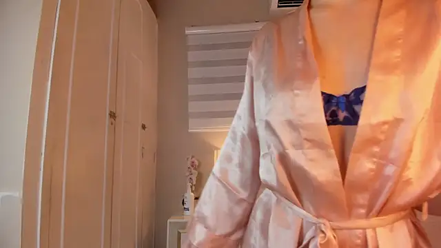 isabela  x online show from 04-11-26, 11:36