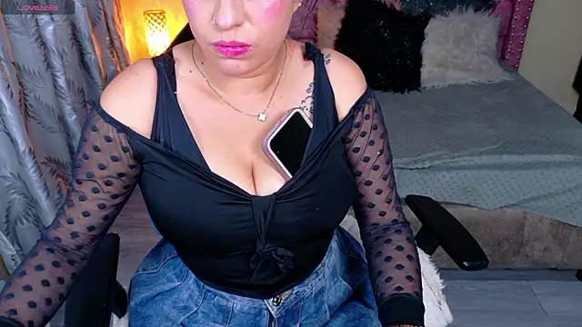 keileen luna online show from 03-06-26, 08:59