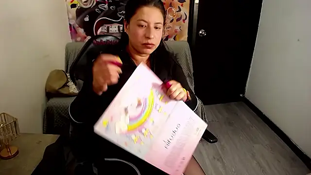 keileen luna online show from 03-26-26, 07:56