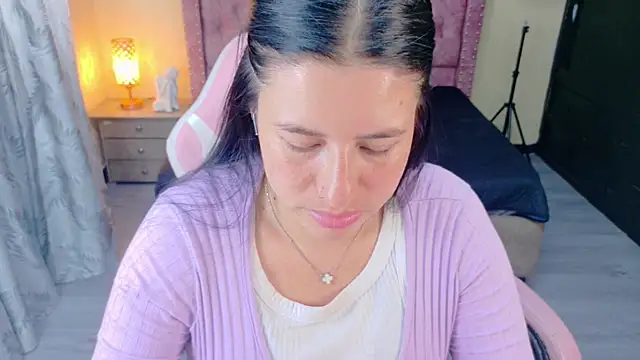 keileen luna online show from 05-15-26, 08:07