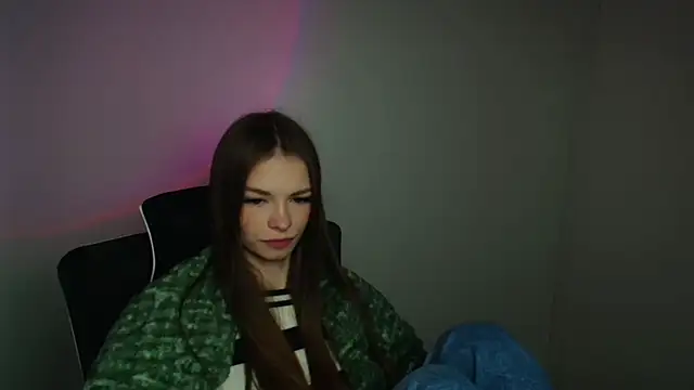 Lina Loveuu online show from 02-16-26, 06:23