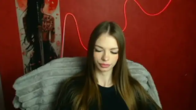 Lina Loveuu online show from 03-17-26, 12:19