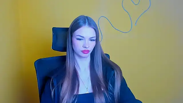 Lina Loveuu online show from 04-03-26, 12:00