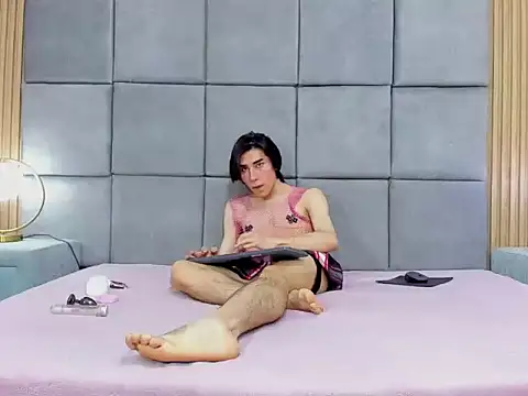 Snapshot of yu_yang69 chatting on 01-14-26, 01:15 yu yang69 online show from 01-14-26, 01:15