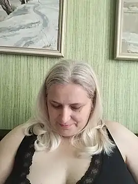 NyushaLollipop online show from 05-18-26, 07:13