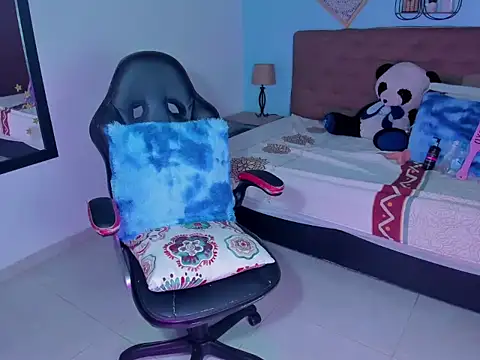 charlotte bronte online show from 03-18-26, 09:04