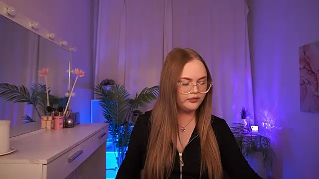 FeliciaLorne online show from 01-18-26, 12:19