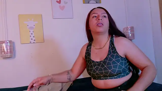 Snapshot of Mia_C chatting on 02-09-26, 09:29 Mia C online show from 02-09-26, 09:29