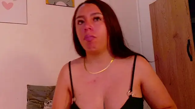 Mia C online show from 02-07-26, 09:06