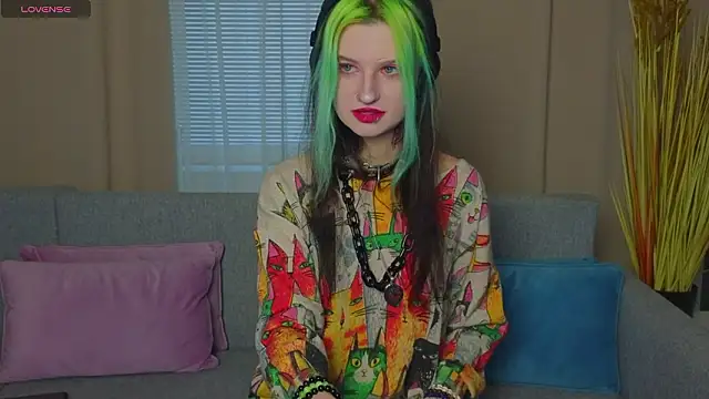 Snapshot of ToxicKittyy chatting on 02-06-26, 02:13 ToxicKittyy online show from 02-06-26, 02:13