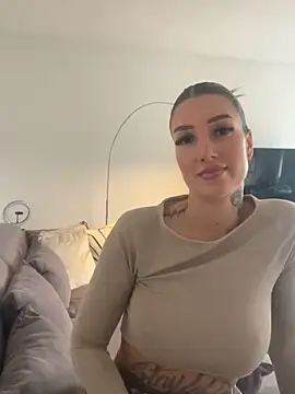 Snapshot of NovaLushhh chatting on 02-06-26, 03:08 NovaLushhh online show from 02-06-26, 03:08