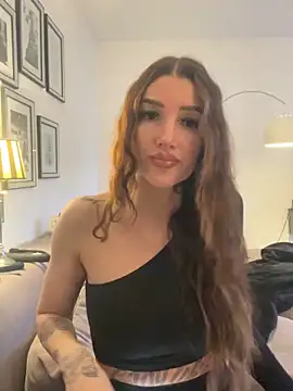 Snapshot of NovaLushhh chatting on 02-05-26, 03:41 NovaLushhh online show from 02-05-26, 03:41