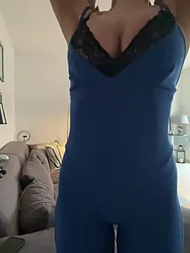 Snapshot of NovaLushhh chatting on 02-10-26, 04:06 NovaLushhh online show from 02-10-26, 04:06