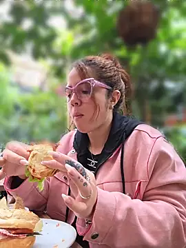 dani ferreer1 online show from 03-17-26, 05:27