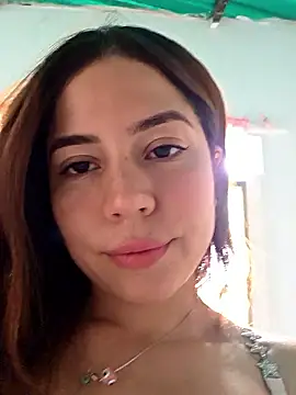 dani ferreer1 online show from 05-20-26, 04:04
