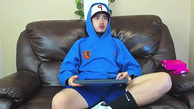 Salvattore Muller online show from 02-20-26, 06:26