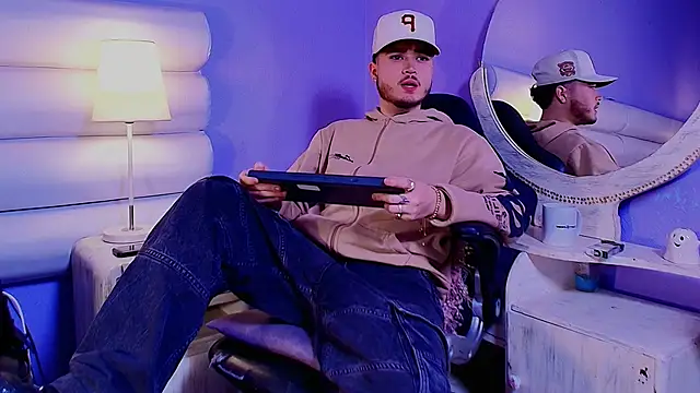 Salvattore Muller online show from 02-04-26, 01:22