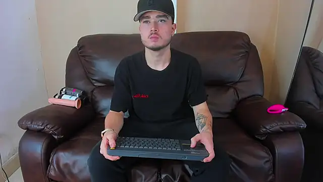 Salvattore Muller online show from 04-13-26, 10:25