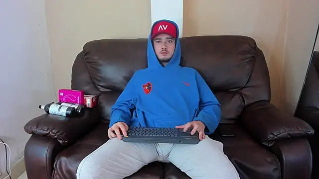 Salvattore Muller online show from 04-14-26, 10:04