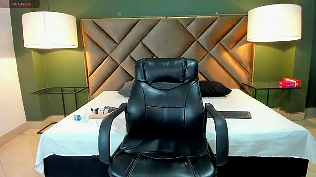 Salvattore Muller online show from 03-23-26, 12:00