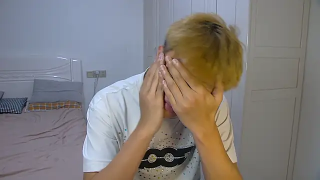 Chocolates-001 online show from 03-12-26, 10:30