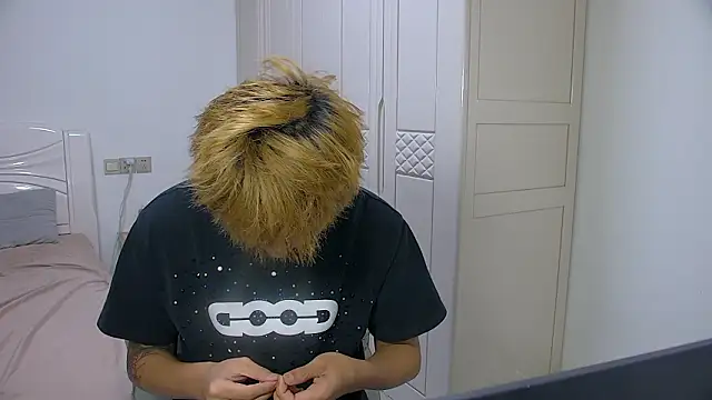 Chocolates-001 online show from 03-20-26, 10:16