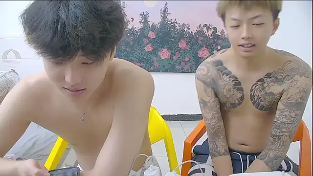 Chocolates-001 online show from 05-15-26, 01:53