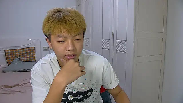 Chocolates-001 online show from 03-15-26, 11:39