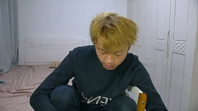 Chocolates-001 online show from 02-23-26, 11:22