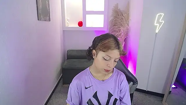 melodyy as online show from 02-20-26, 01:24