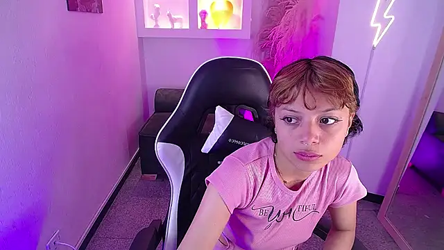 melodyy as online show from 02-07-26, 12:24