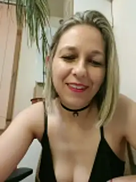 AdaJoy online show from 05-08-26, 10:24