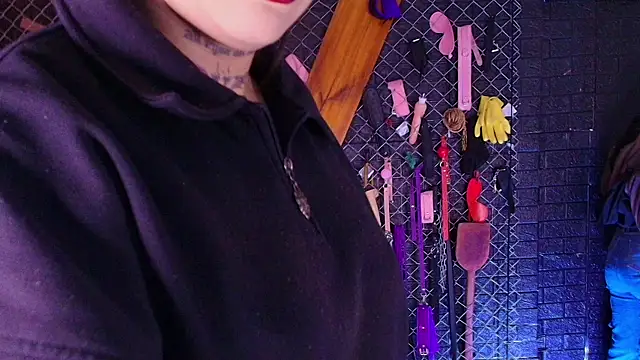 Miss Juliett bdsm online show from 05-04-26, 02:09