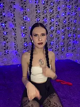 SnowWhite Lissa online show from 01-14-26, 06:00